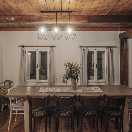 Chaloupka Kuncice * Staré Město